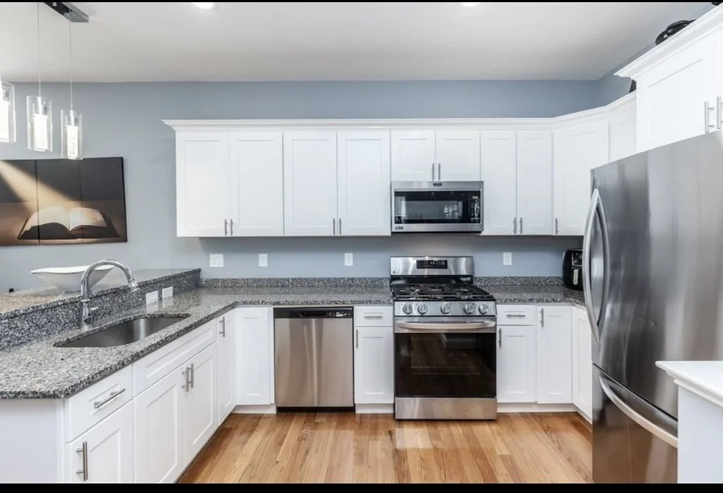 3 bed, 2 bath apartment for rent at 530 Mountain Ave Unit 1, Revere — photo 1 of 6