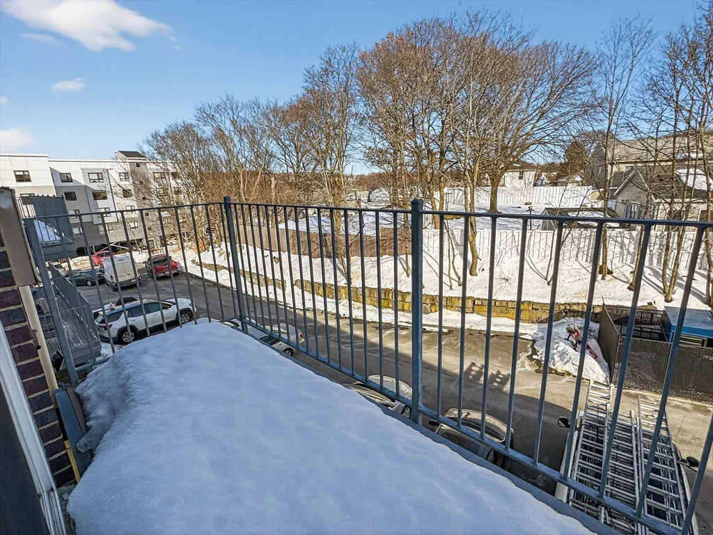 1 bed, 1 bath apartment for rent at 530 Willard Unit 405, Quincy — photo 7 of 7