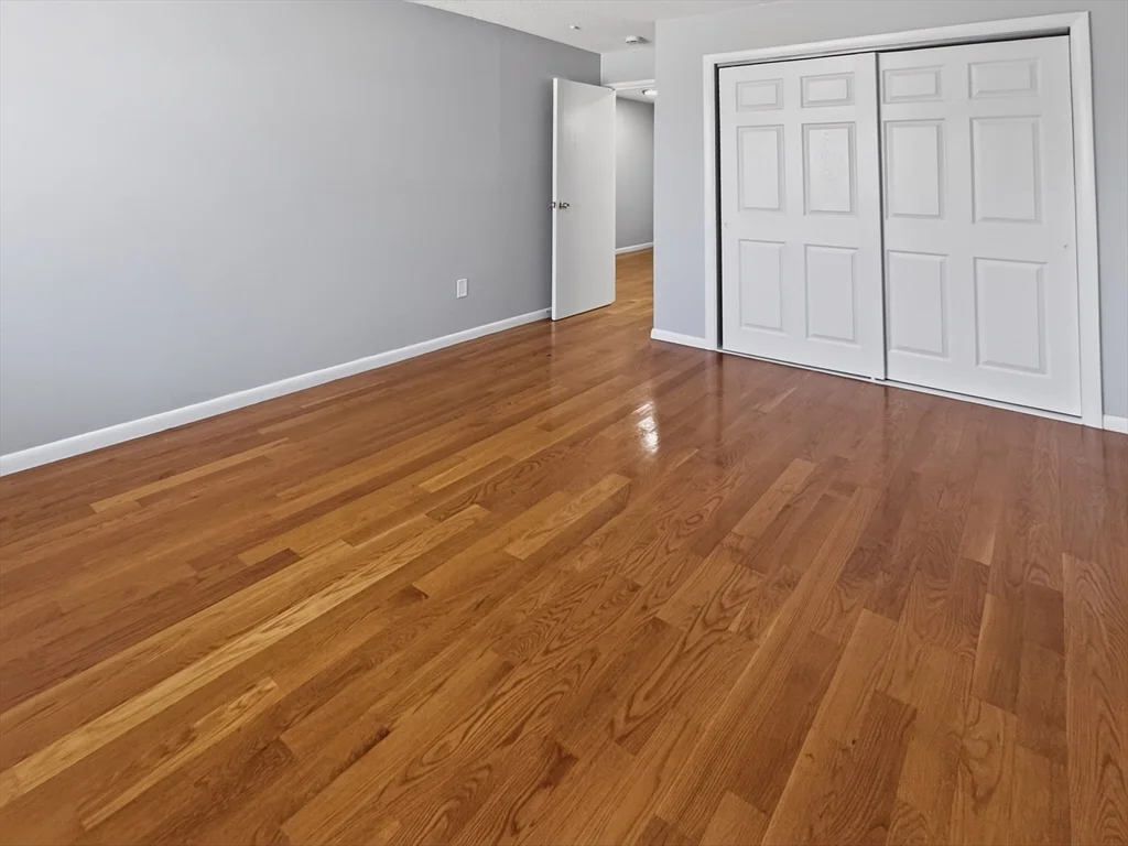 1 bed, 1 bath apartment for rent at 530 Willard Unit 405, Quincy — photo 5 of 7