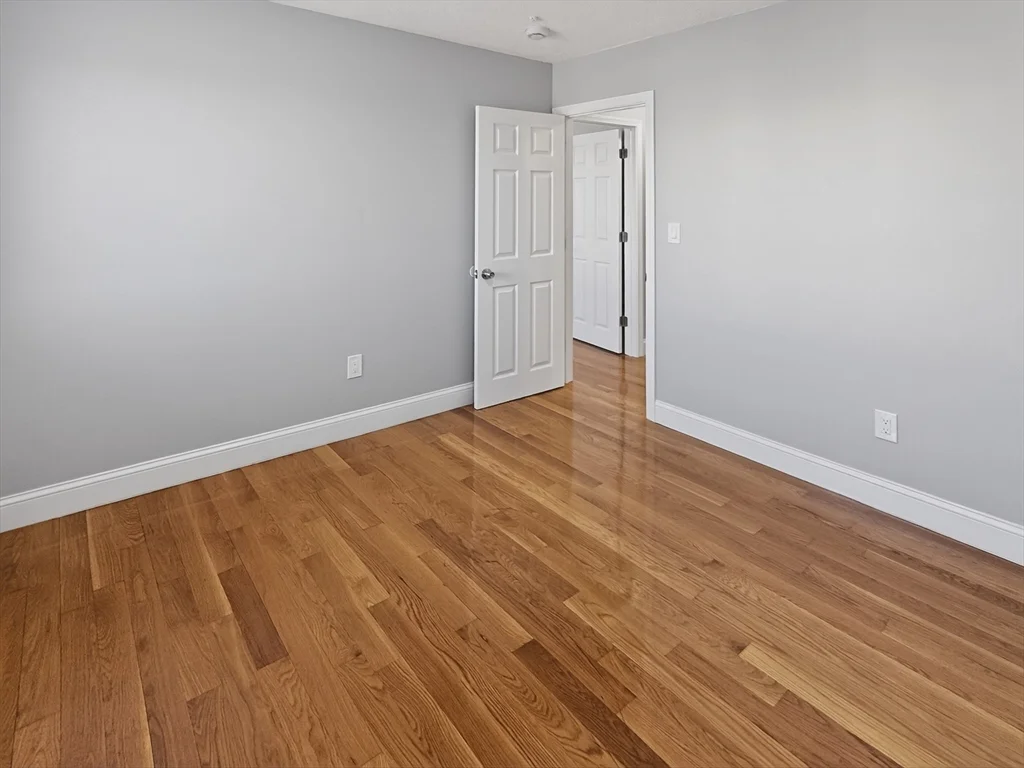 2 bed, 1 bath apartment for rent at 530 Willard Unit 409, Quincy — photo 7 of 9