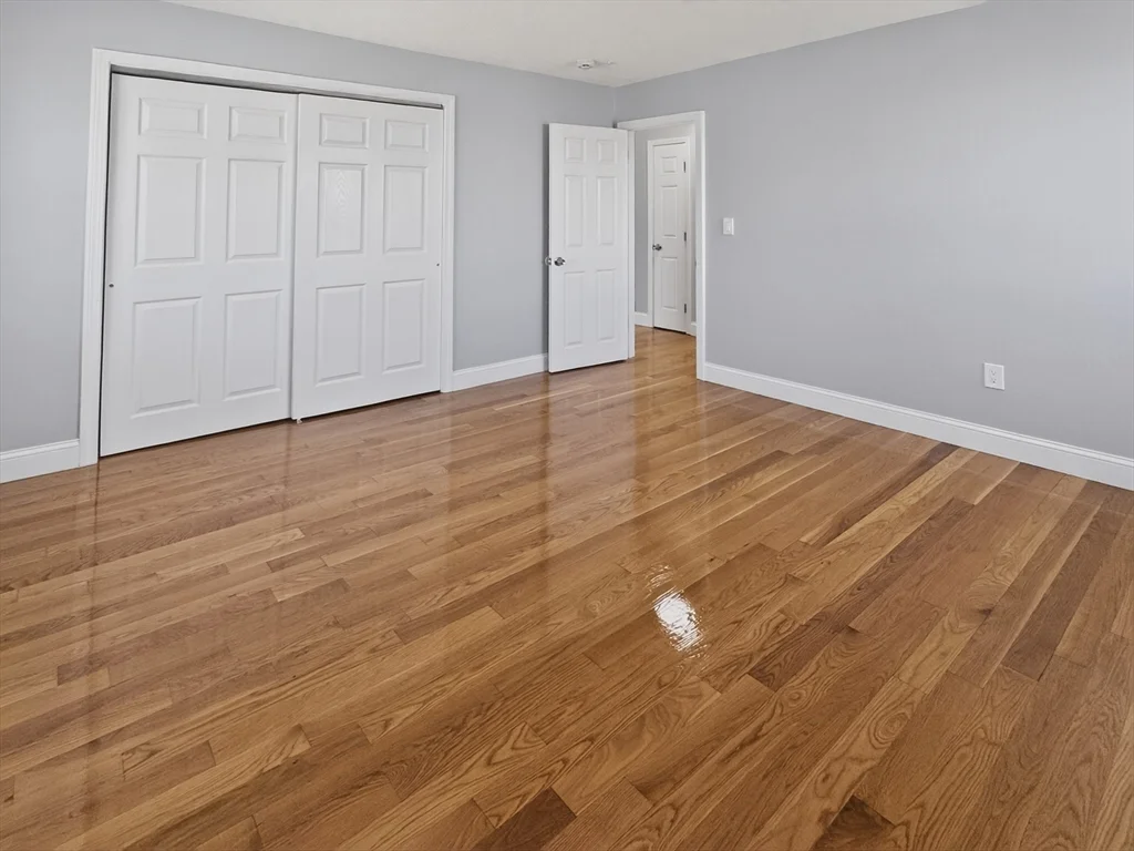 2 bed, 1 bath apartment for rent at 530 Willard Unit 409, Quincy — photo 5 of 9