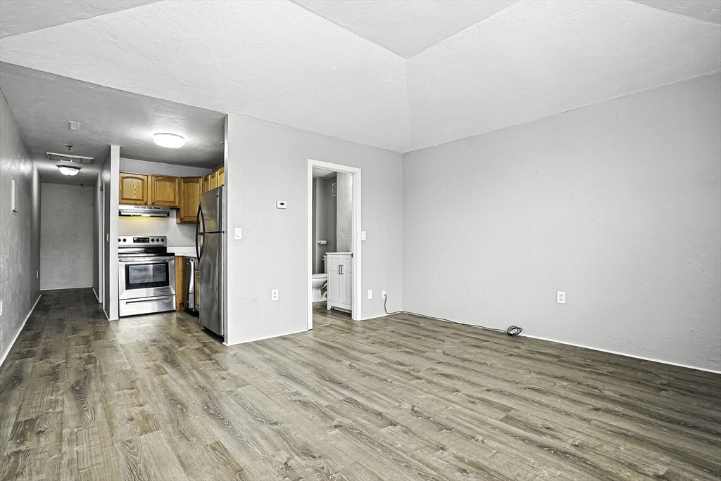1 bed, 1 bath apartment for rent at 531 Main St Unit 410M, Worcester — photo 5 of 30