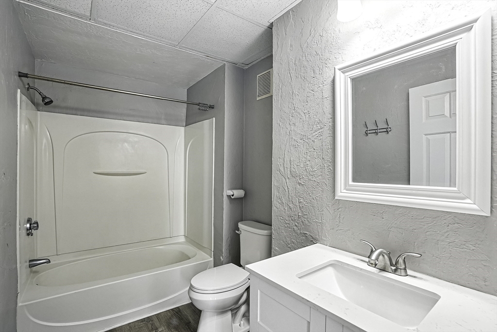 1 bed, 1 bath apartment for rent at 531 Main St Unit 410M, Worcester — photo 20 of 30