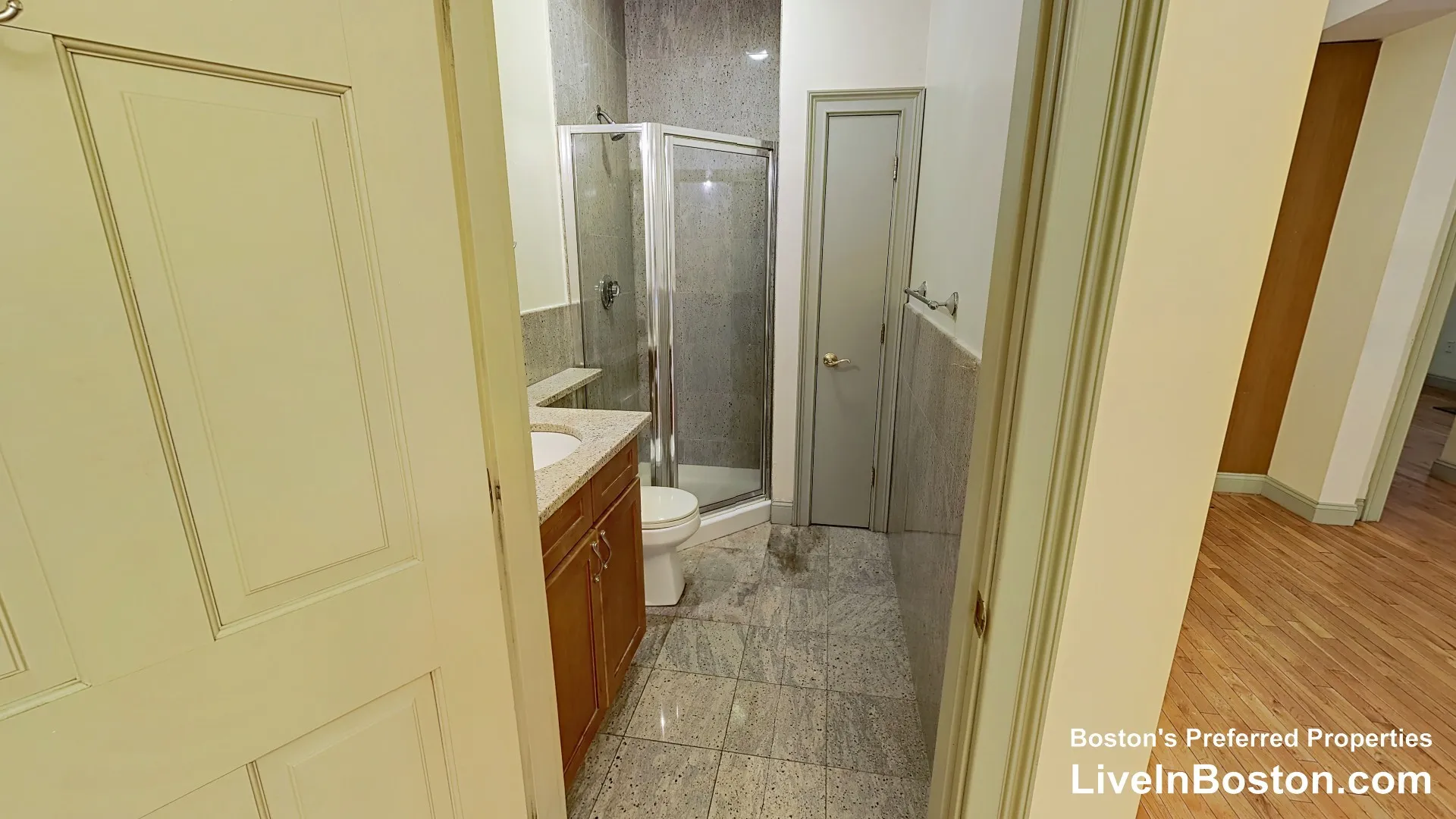 4 bed, 3 bath apartment for rent at 531 Newbury St Unit 1, Fenway — photo 5 of 10