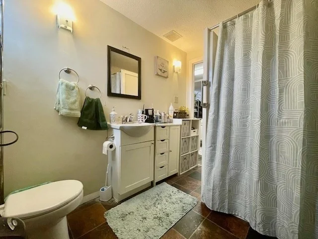 1 bed, 1 bath apartment for rent at 531 Summer St Unit Apt 2, Barre — photo 3 of 10