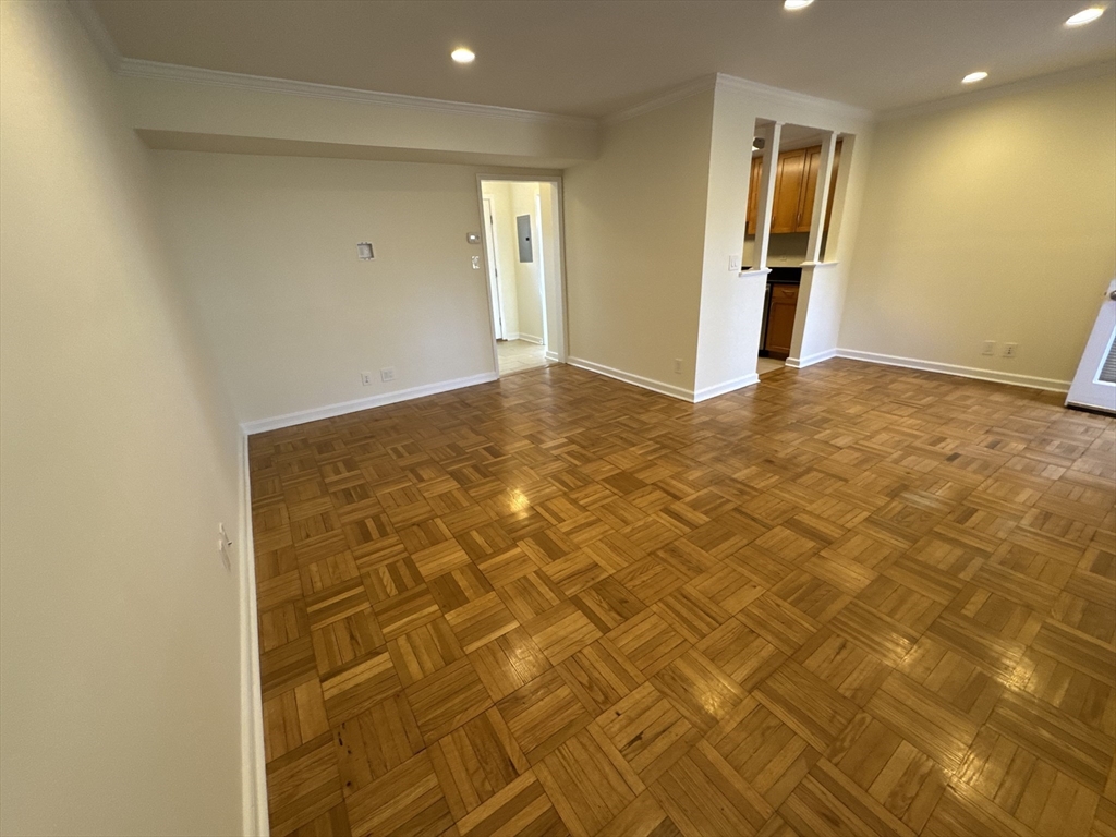 2 bed, 1 bath apartment for rent at 531 Vfw Pkwa Unit 531, Chestnut Hill — photo 23 of 34