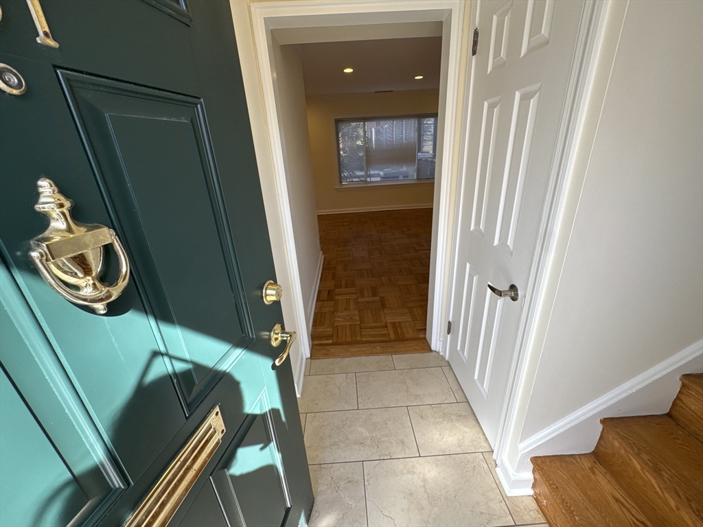 2 bed, 1 bath apartment for rent at 531 Vfw Pkwa Unit 531, Chestnut Hill — photo 7 of 34