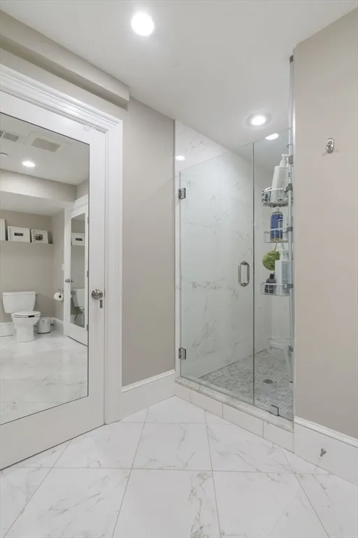 3 bed, 3 bath apartment for rent at 532 East Broadway Unit 1, South Boston — photo 12 of 22