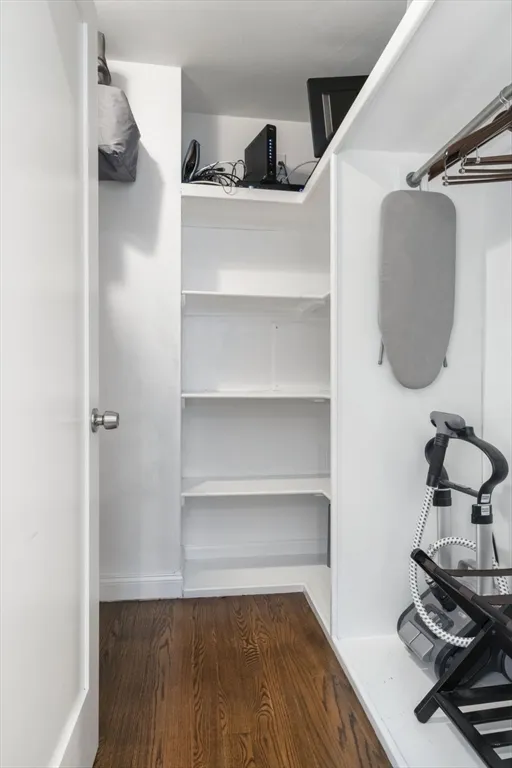 3 bed, 3 bath apartment for rent at 532 East Broadway Unit 1, South Boston — photo 16 of 22