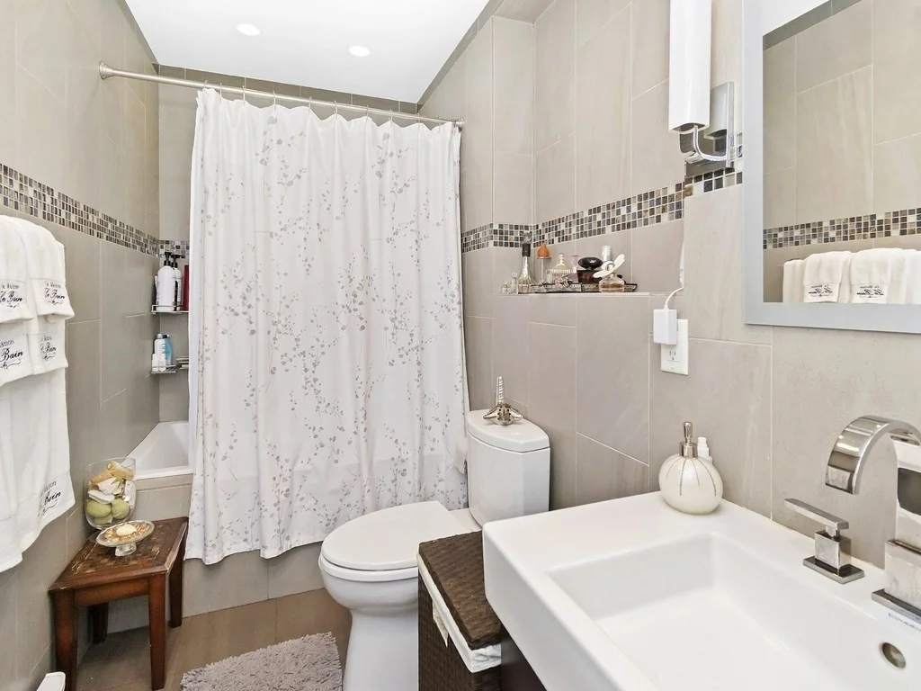 2 bed, 1 bath apartment for rent at 532 Tremont St Unit 1, South End — photo 8 of 15