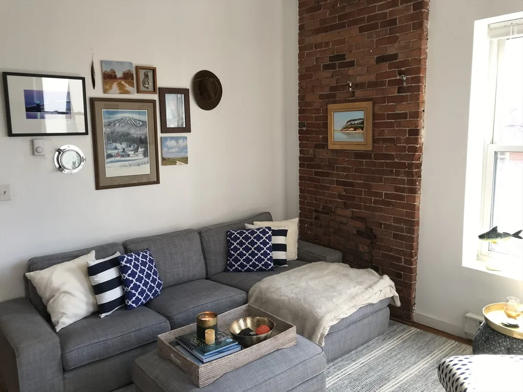 2 bed, 1 bath apartment for rent at 532 Tremont St Unit 2, South End — photo 2 of 17
