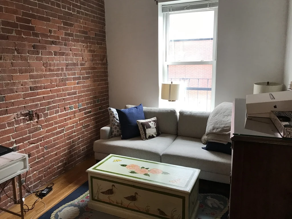 2 bed, 1 bath apartment for rent at 532 Tremont St Unit 2, South End — photo 11 of 17
