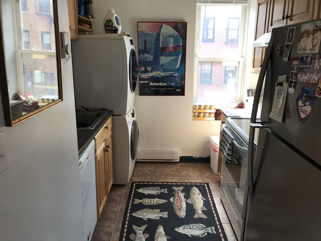 2 bed, 1 bath apartment for rent at 532 Tremont St Unit 2, South End — photo 9 of 17