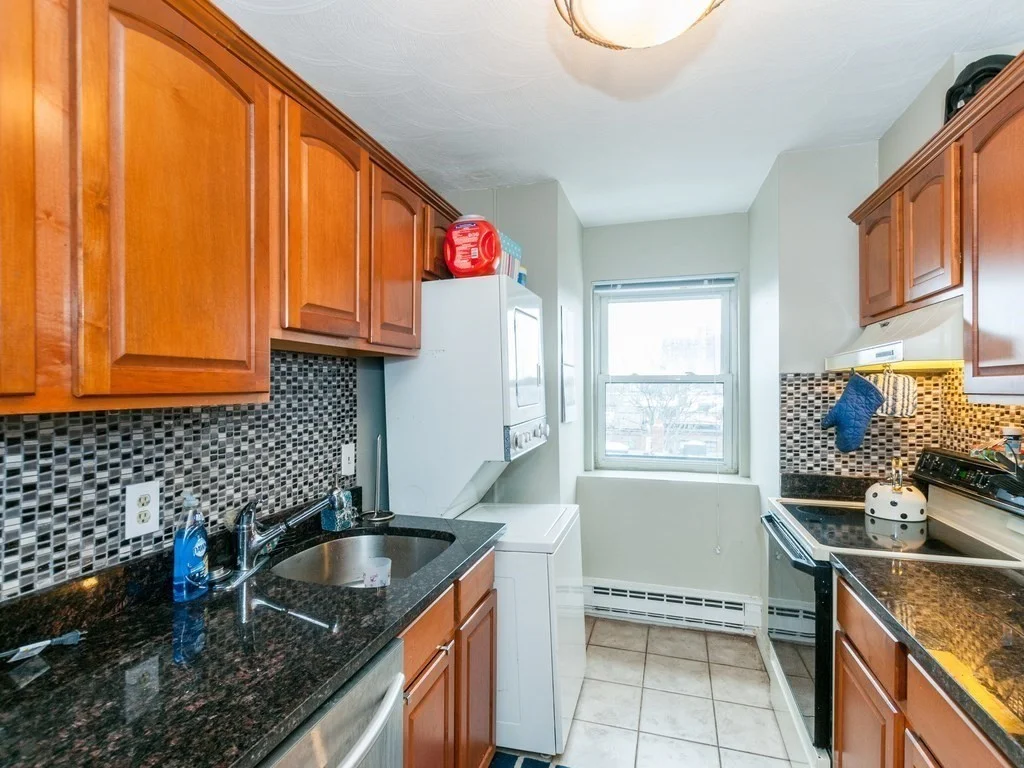 2 bed, 1 bath apartment for rent at 532 Tremont St Unit 4, South End — photo 6 of 13