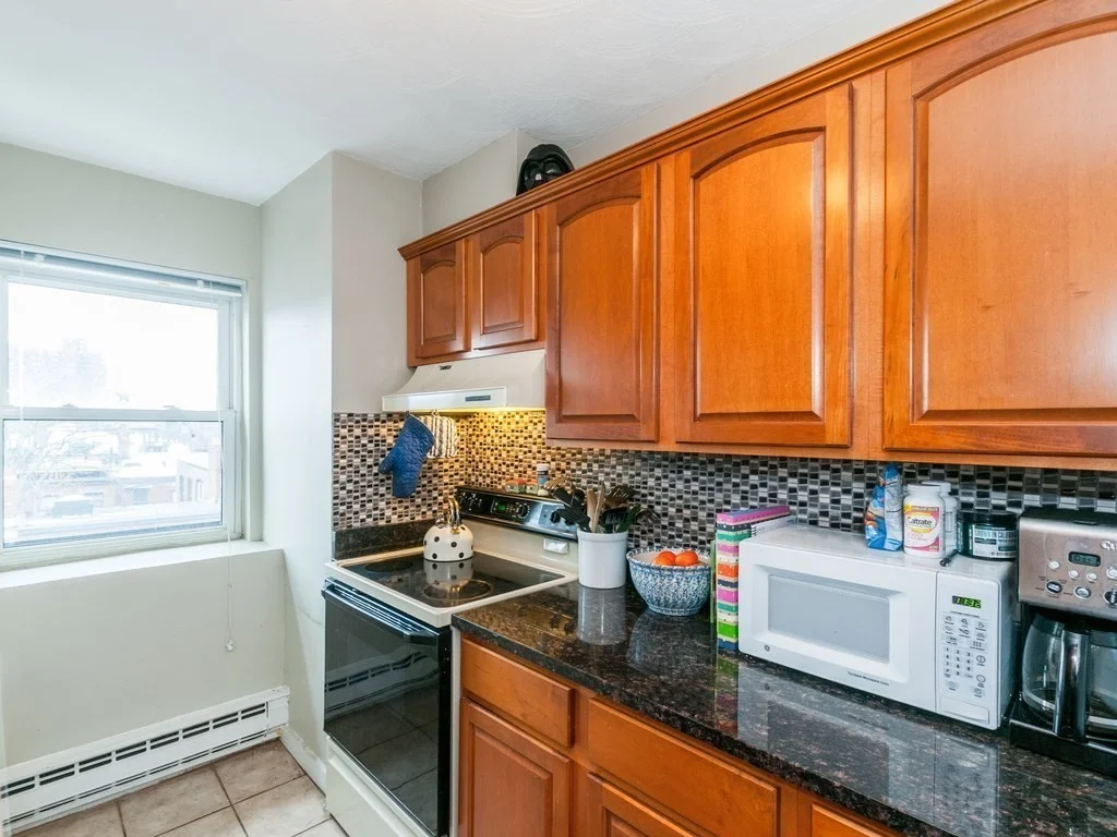 2 bed, 1 bath apartment for rent at 532 Tremont St Unit 4, South End — photo 5 of 13