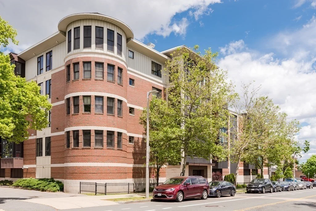 2 bed, 1 bath apartment for rent at 533 Cambridge St Unit 106, Allston — photo 2 of 12