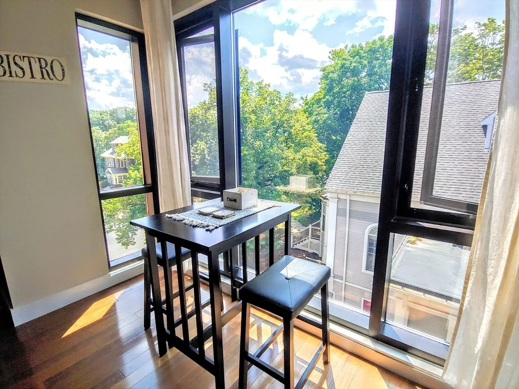 1 bed, 1 bath apartment for rent at 533 Cambridge St Unit 302, Oak Square — photo 11 of 24