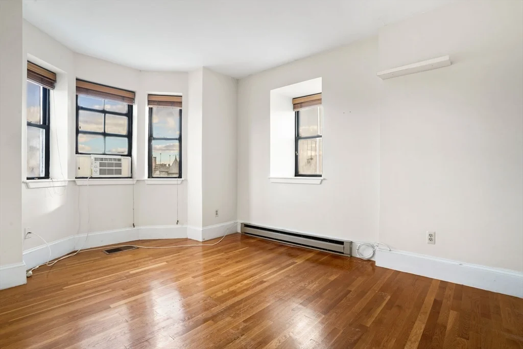 1 bed, 1 bath apartment for rent at 533 Columbus Ave Unit 12, South End — photo 11 of 26