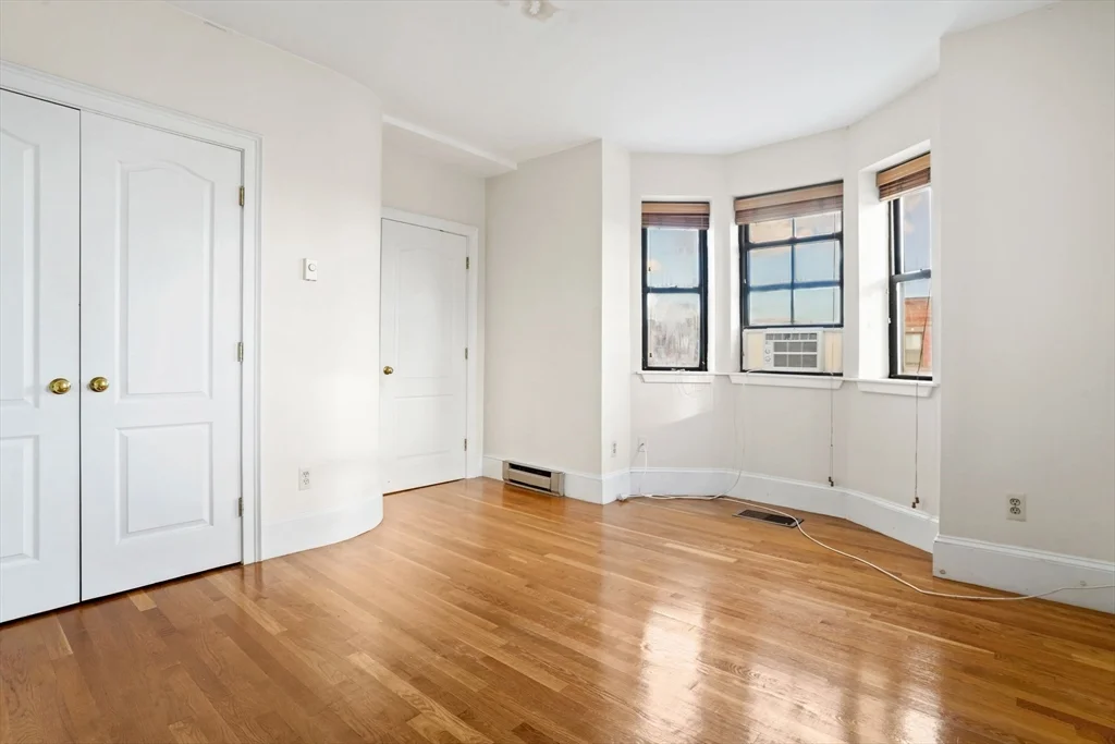 1 bed, 1 bath apartment for rent at 533 Columbus Ave Unit 12, South End — photo 12 of 26
