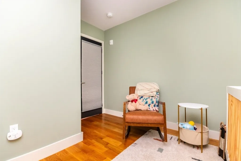 2 bed, 2 bath apartment for rent at 533 East 2nd St Unit 101, South Boston — photo 23 of 26