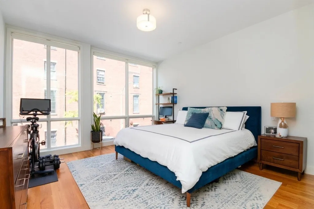 2 bed, 2 bath apartment for rent at 533 East 2nd St Unit 101, South Boston — photo 15 of 26