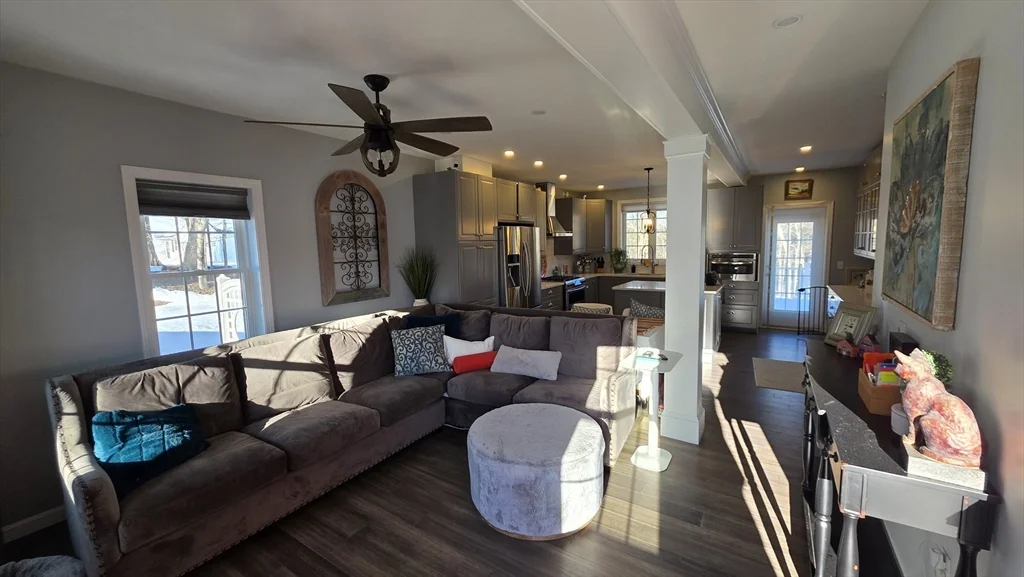 2 bed, 1 bath apartment for rent at 533 Prospect St Unit 0, West Boylston — photo 3 of 40