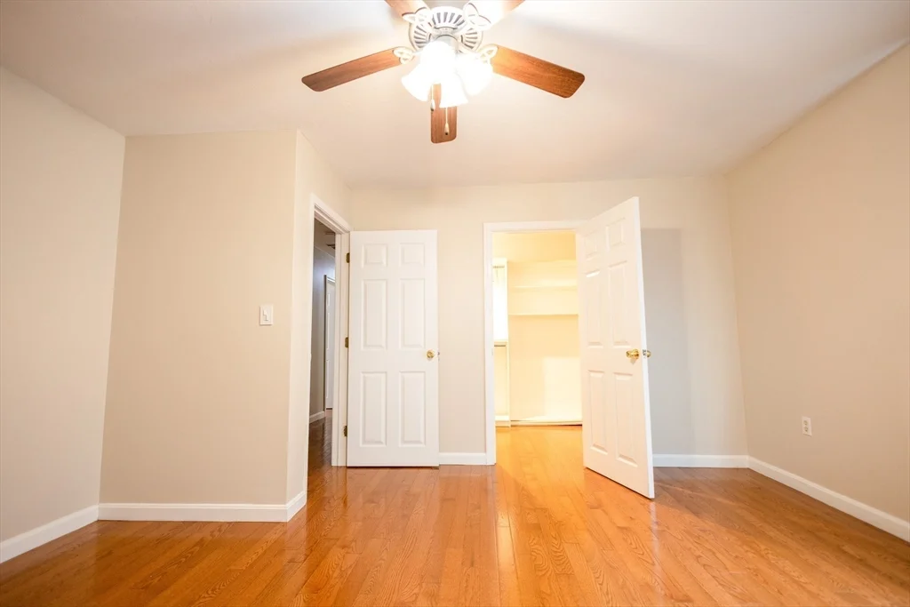 3 bed, 1 bath apartment for rent at 5337-B Washington St Unit B, West Roxbury — photo 18 of 40