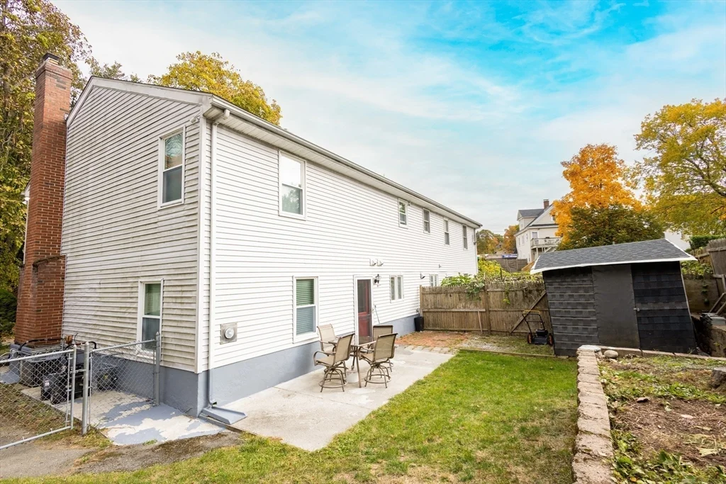 3 bed, 1 bath apartment for rent at 5337-B Washington St Unit B, West Roxbury — photo 29 of 40