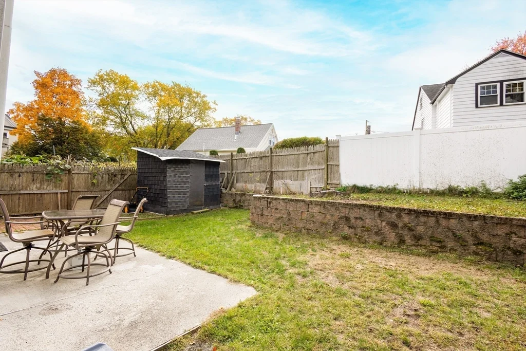 3 bed, 1 bath apartment for rent at 5337-B Washington St Unit B, West Roxbury — photo 30 of 40