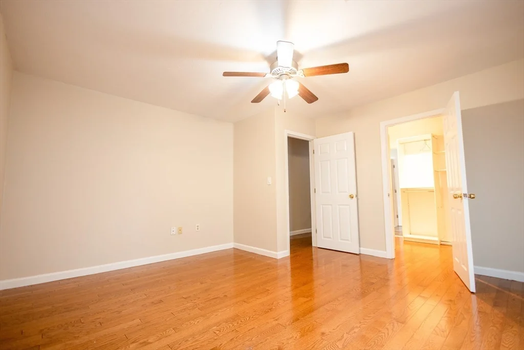 3 bed, 1 bath apartment for rent at 5337-B Washington St Unit B, West Roxbury — photo 20 of 40
