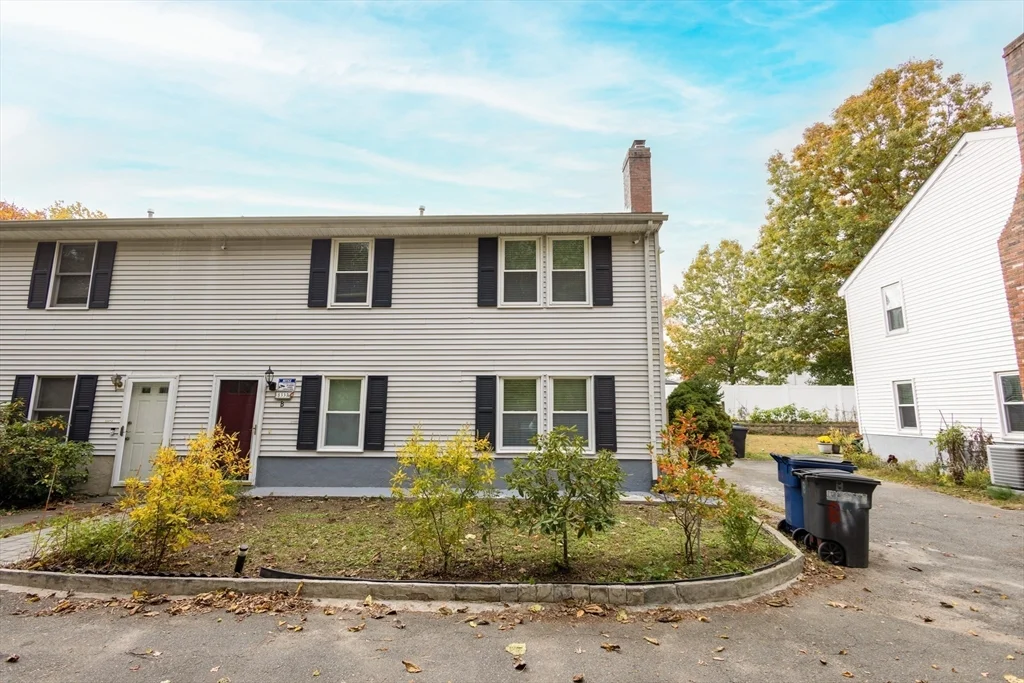 3 bed, 1 bath apartment for rent at 5337-B Washington St Unit B, West Roxbury — photo 33 of 40