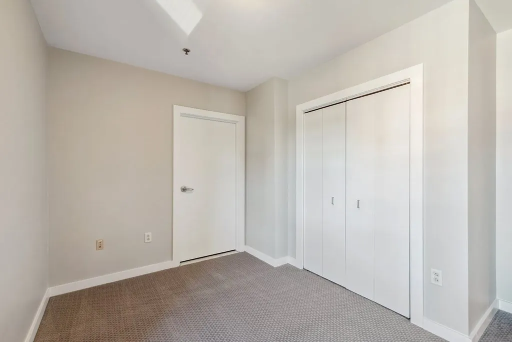 2 bed, 2 bath apartment for rent at 534-538 Commonwealth Ave Unit 7D, Fenway — photo 9 of 11