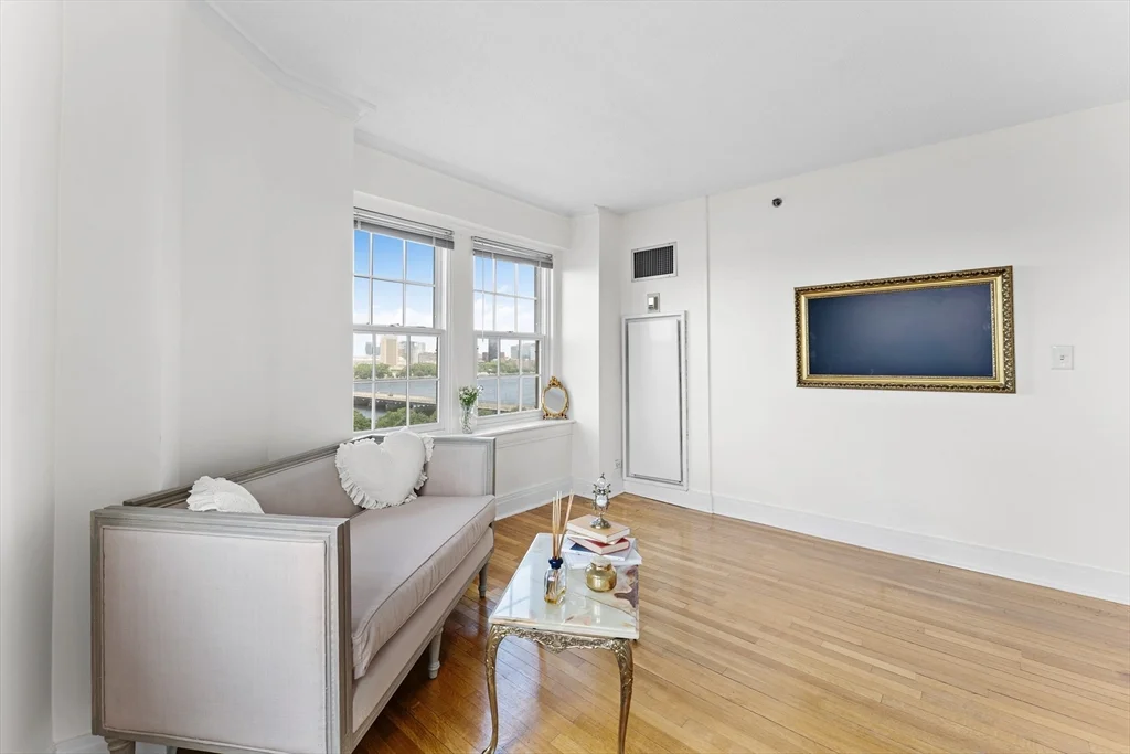 1 bed, 1 bath apartment for rent at 534 Beacon St Unit 1005, Back Bay — photo 10 of 25