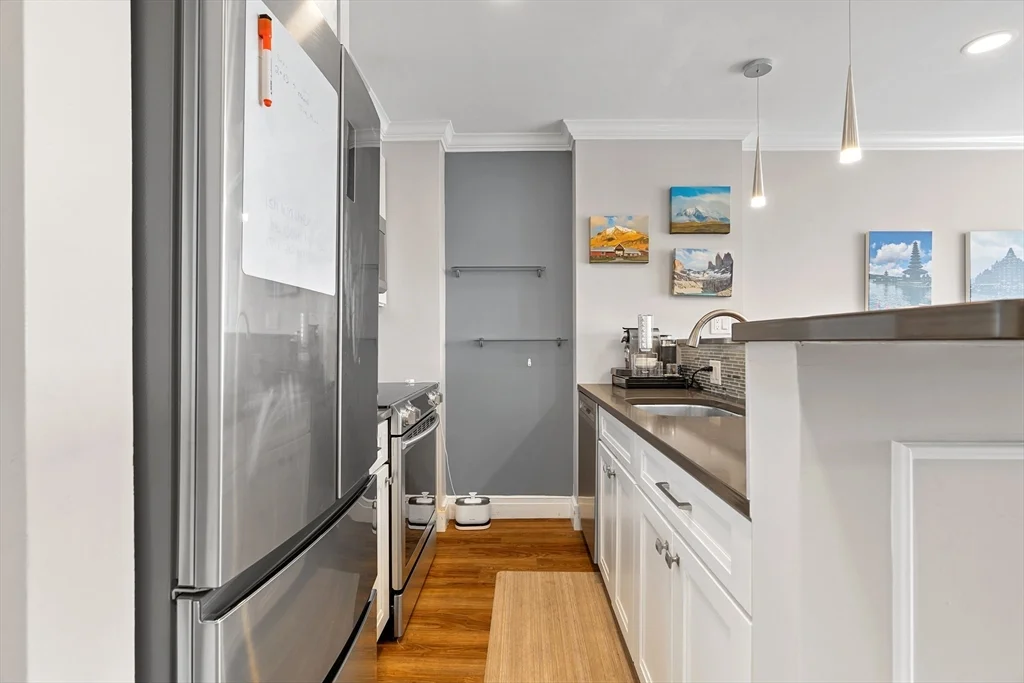 1 bed, 1 bath apartment for rent at 534 Beacon St Unit 901, Fenway — photo 8 of 17