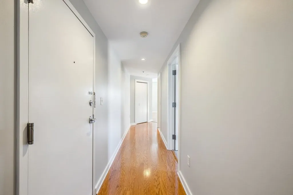 2 bed, 2 bath apartment for rent at 534 Commonwealth Ave Unit 7, Fenway — photo 5 of 11