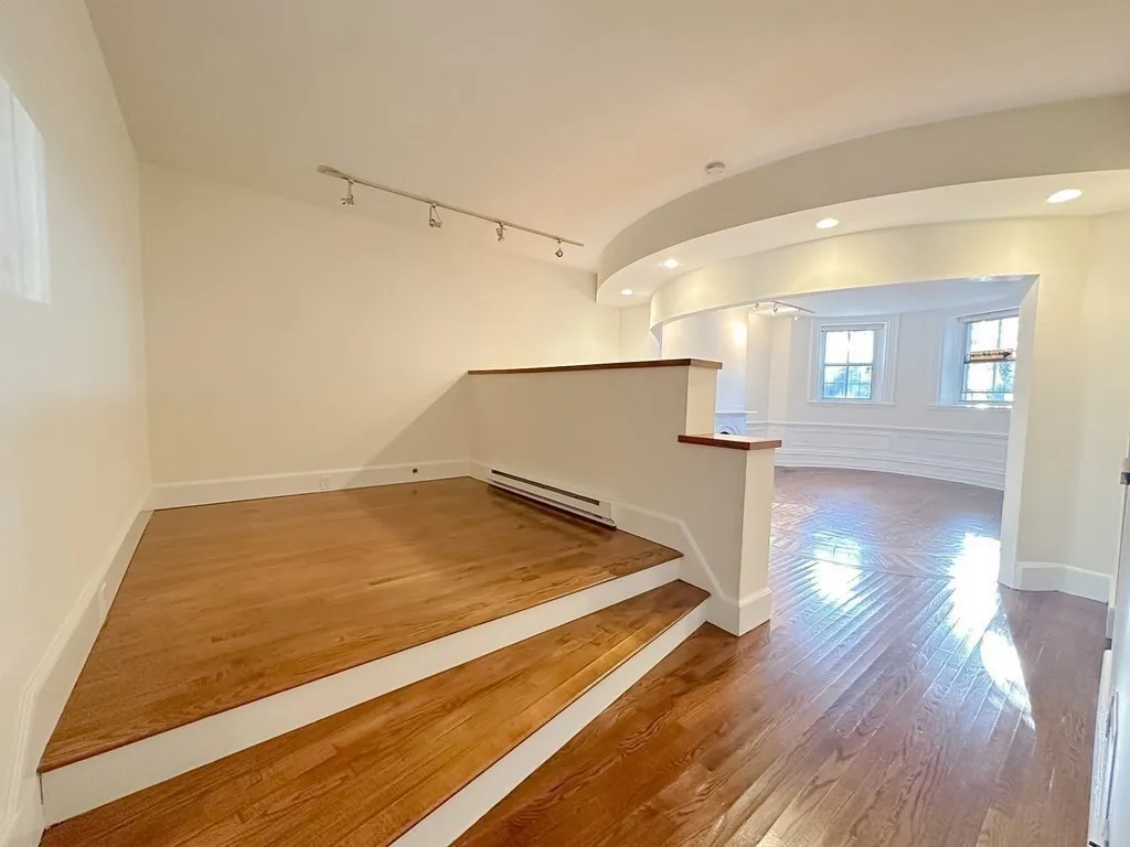 1 bed, 1 bath apartment for rent at 534 Massachusetts Ave Unit 1, South End — photo 8 of 14