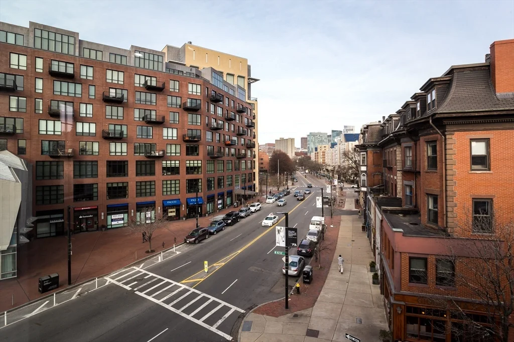 2 bed, 1 bath apartment for rent at 534 Tremont St Unit 04, South End — photo 18 of 19
