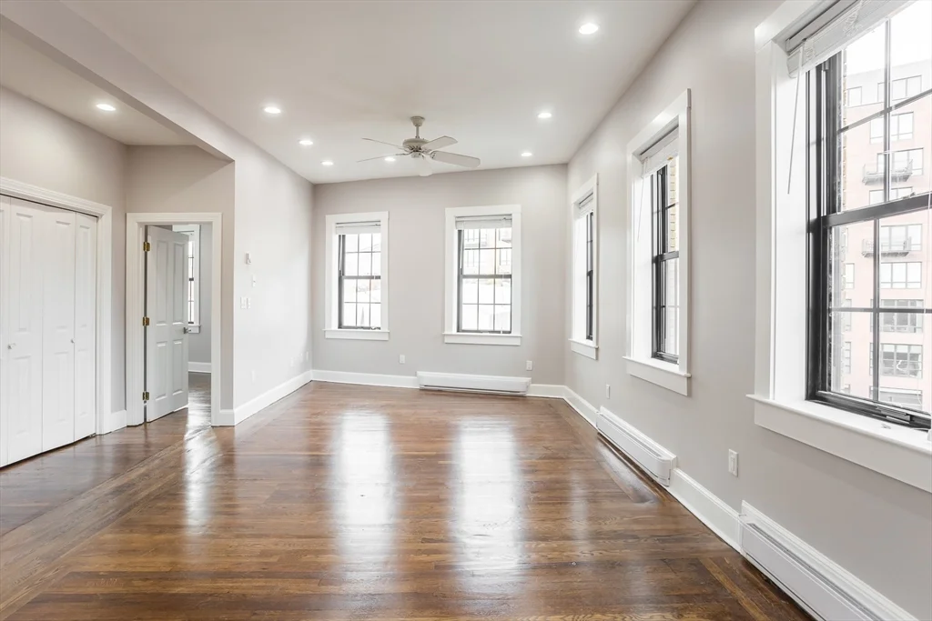 2 bed, 1 bath apartment for rent at 534 Tremont St Unit 4, South End — photo 7 of 16