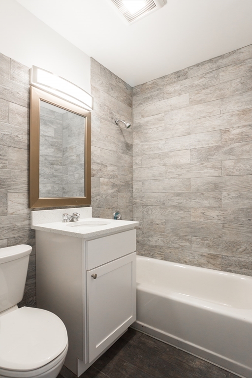 2 bed, 1 bath apartment for rent at 534 Tremont St Unit 6, South End — photo 14 of 19