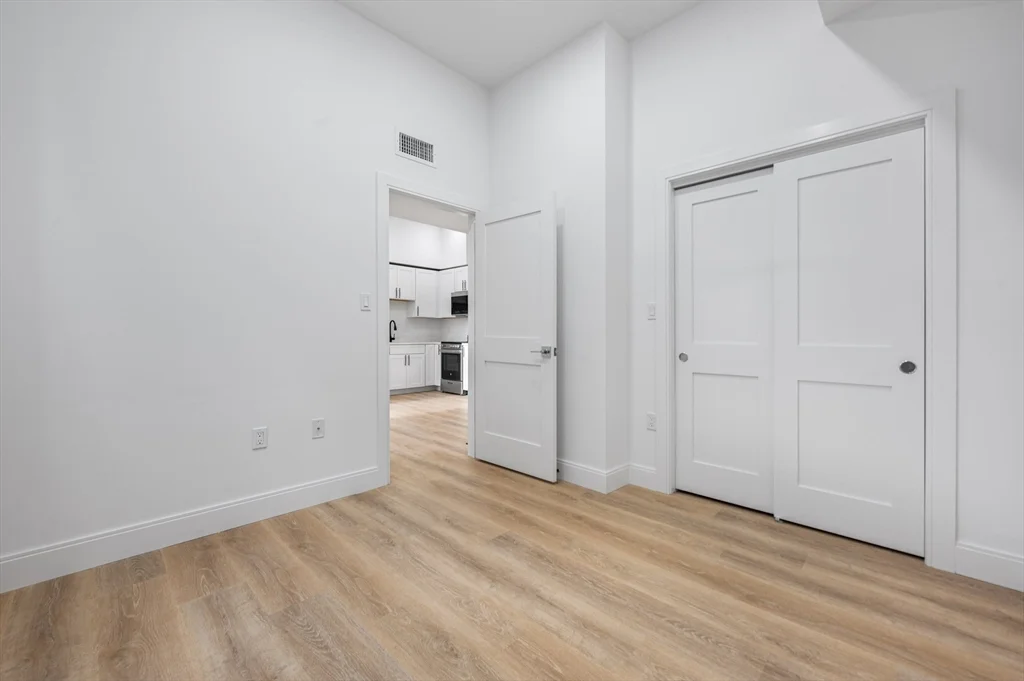 1 bed, 1 bath apartment for rent at 536 Broadway Unit 103, Everett — photo 5 of 13