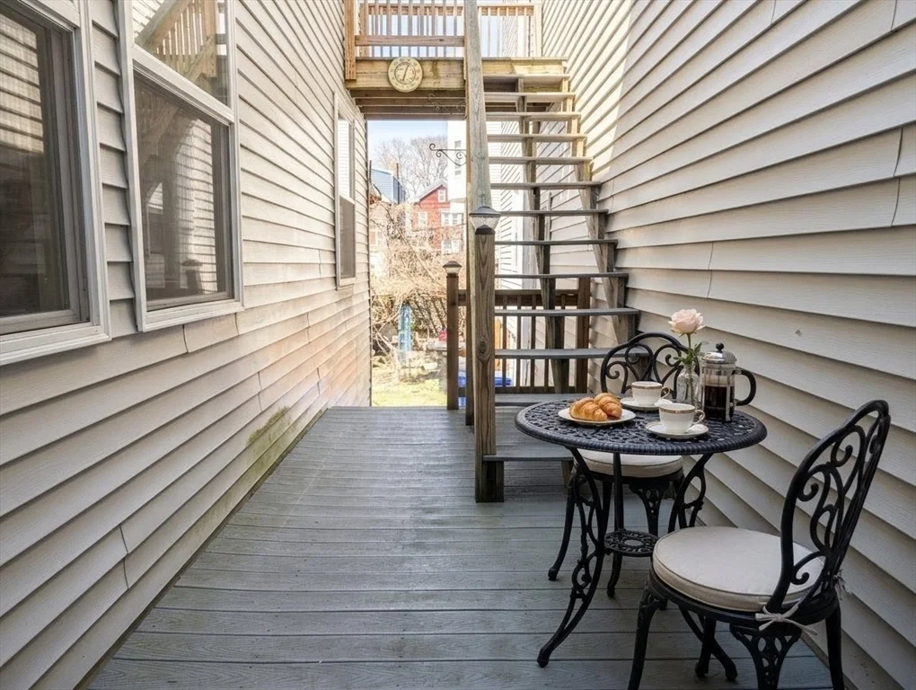 2 bed, 1 bath apartment for rent at 536 E 7th St Unit 1, South Boston — photo 6 of 8