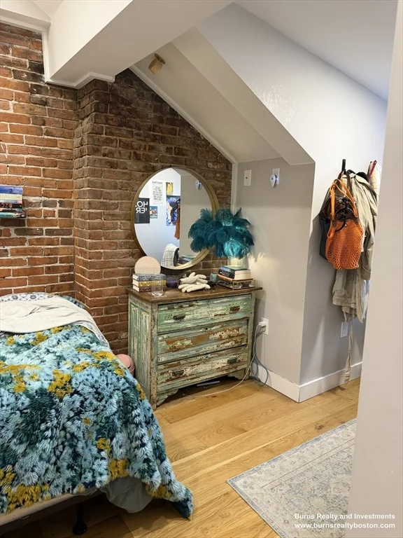 5 bed, 2 bath apartment for rent at 536 E Broadway Unit 3, South Boston — photo 22 of 23