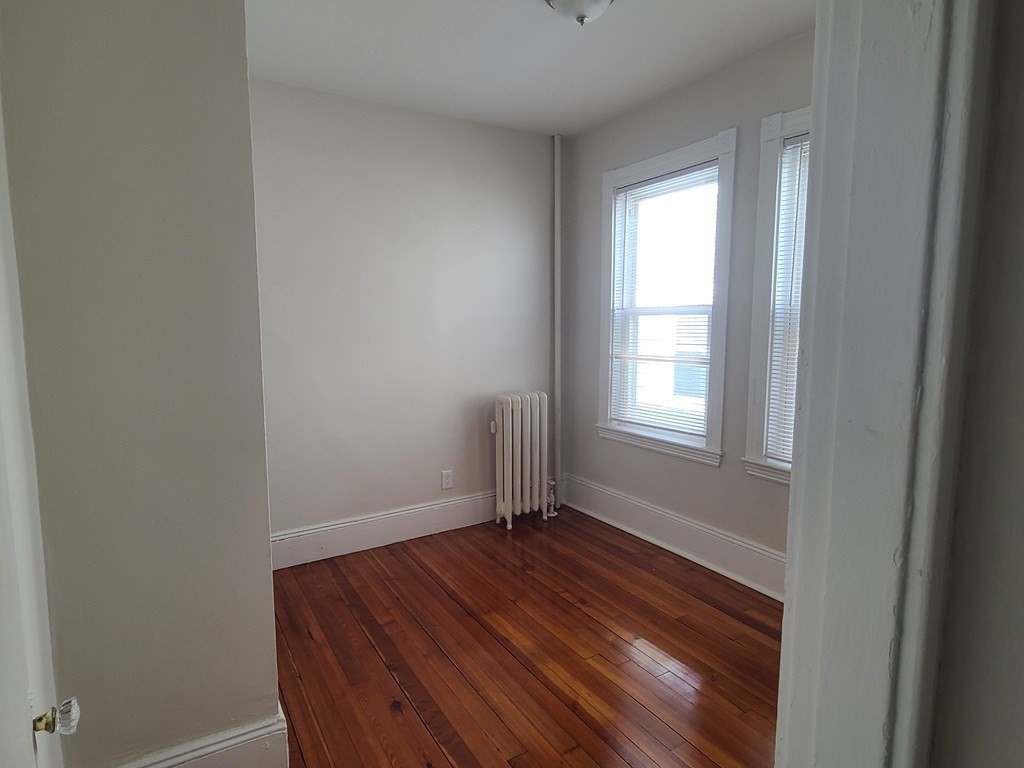 3 bed, 1 bath apartment for rent at 537 Beach St Unit 2, Revere — photo 10 of 21