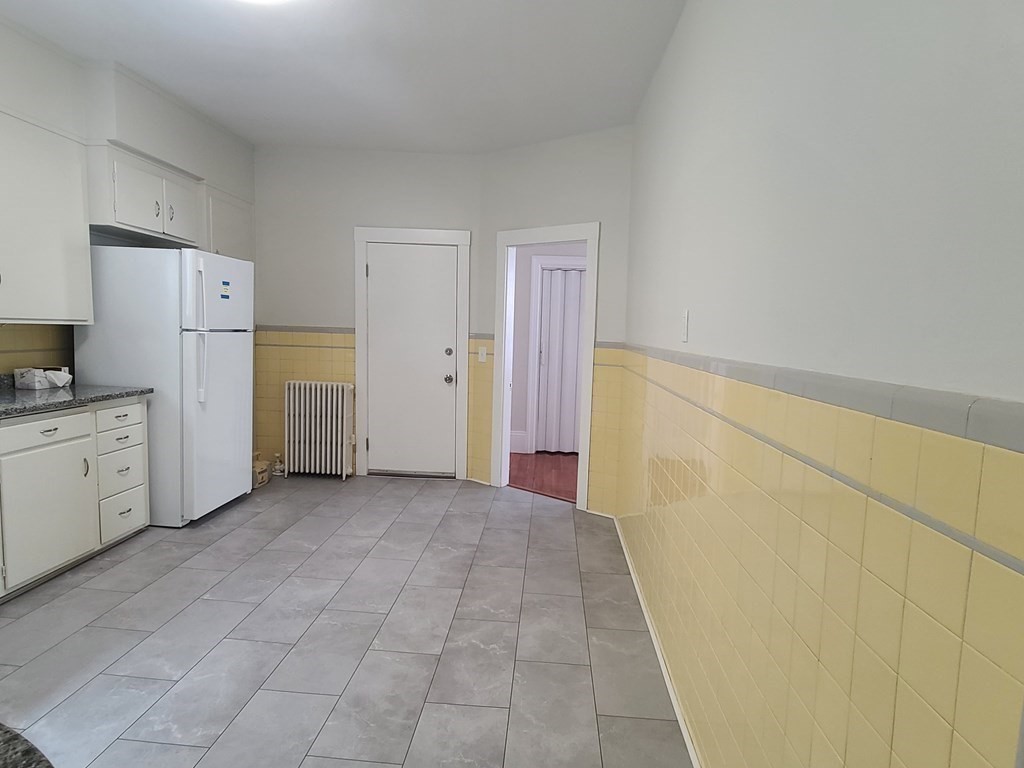 3 bed, 1 bath apartment for rent at 537 Beach St Unit 2, Revere — photo 15 of 21