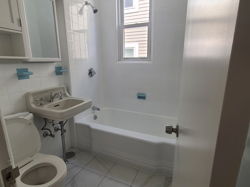 3 bed, 1 bath apartment for rent at 537 Beach St Unit 2, Revere — photo 11 of 21