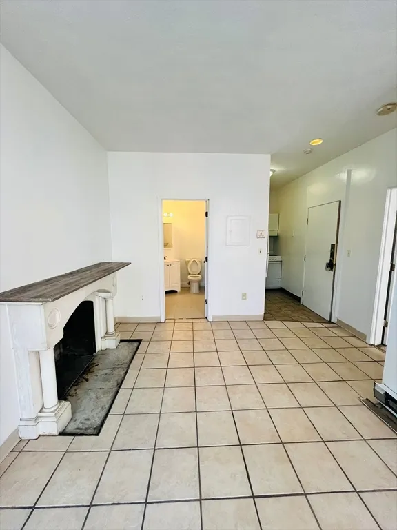 1 bed, 1 bath apartment for rent at 537 Columbus Ave Unit 2R, South End — photo 3 of 10