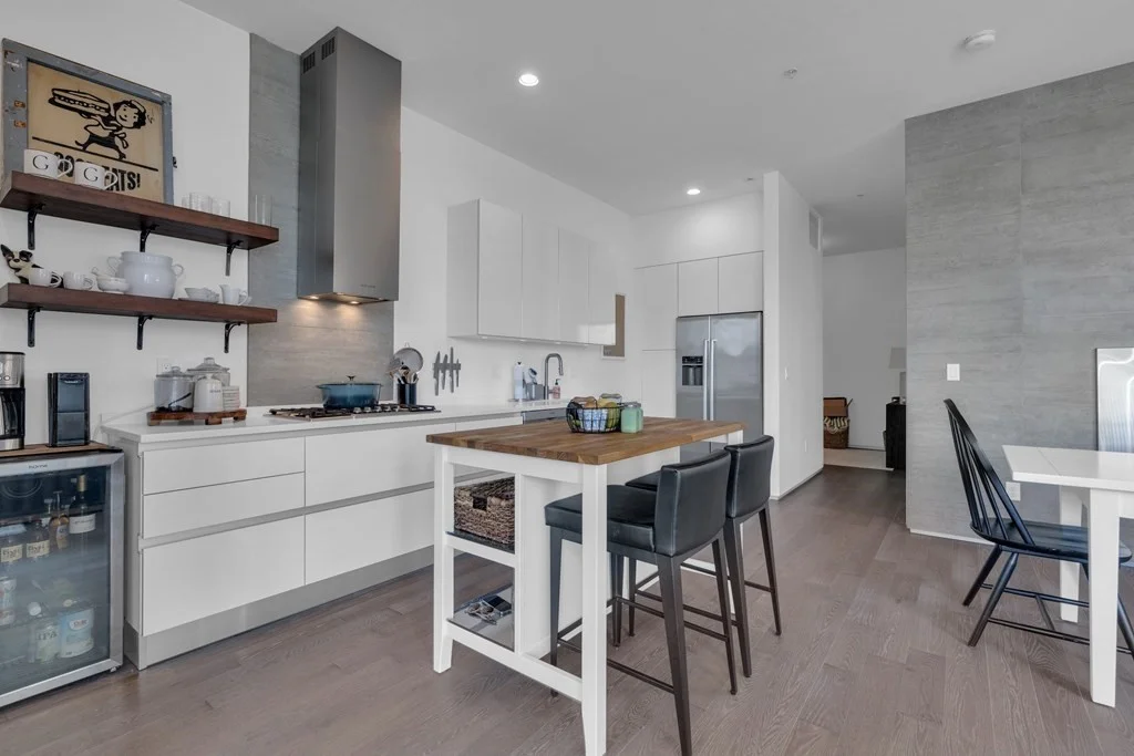 2 bed, 2 bath apartment for rent at 537 E 1st St Unit 4, South Boston — photo 2 of 33