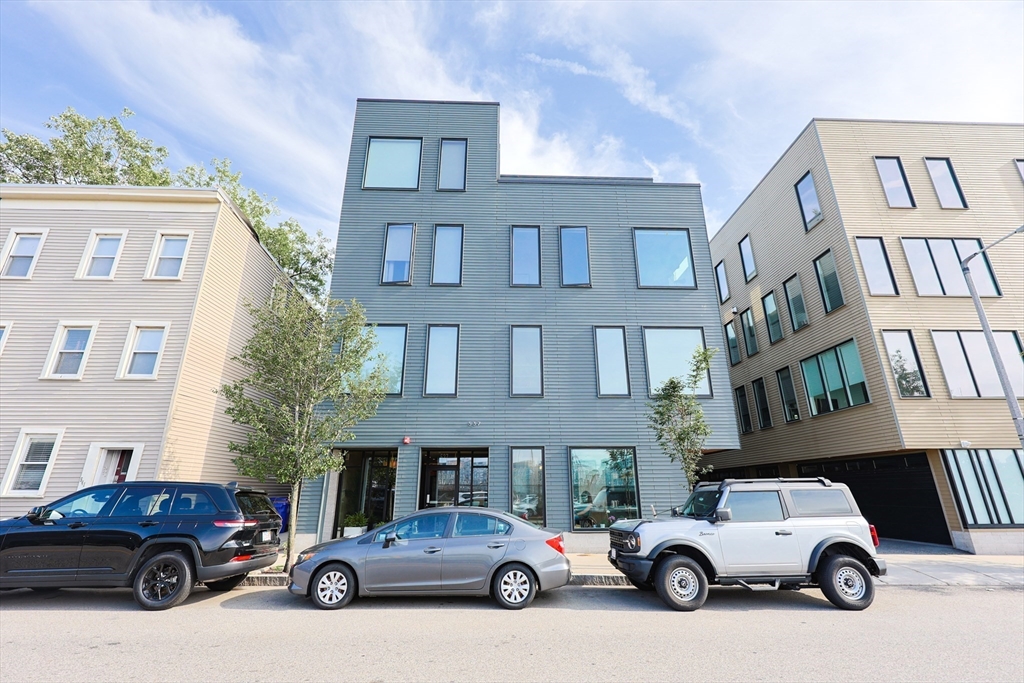 2 bed, 2 bath apartment for rent at 537 E 1st Unit 1, South Boston — photo 34 of 34