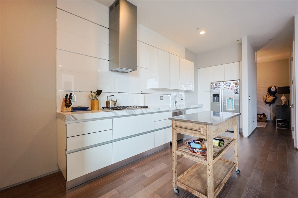 2 bed, 2 bath apartment for rent at 537 E 1st Unit 1, South Boston