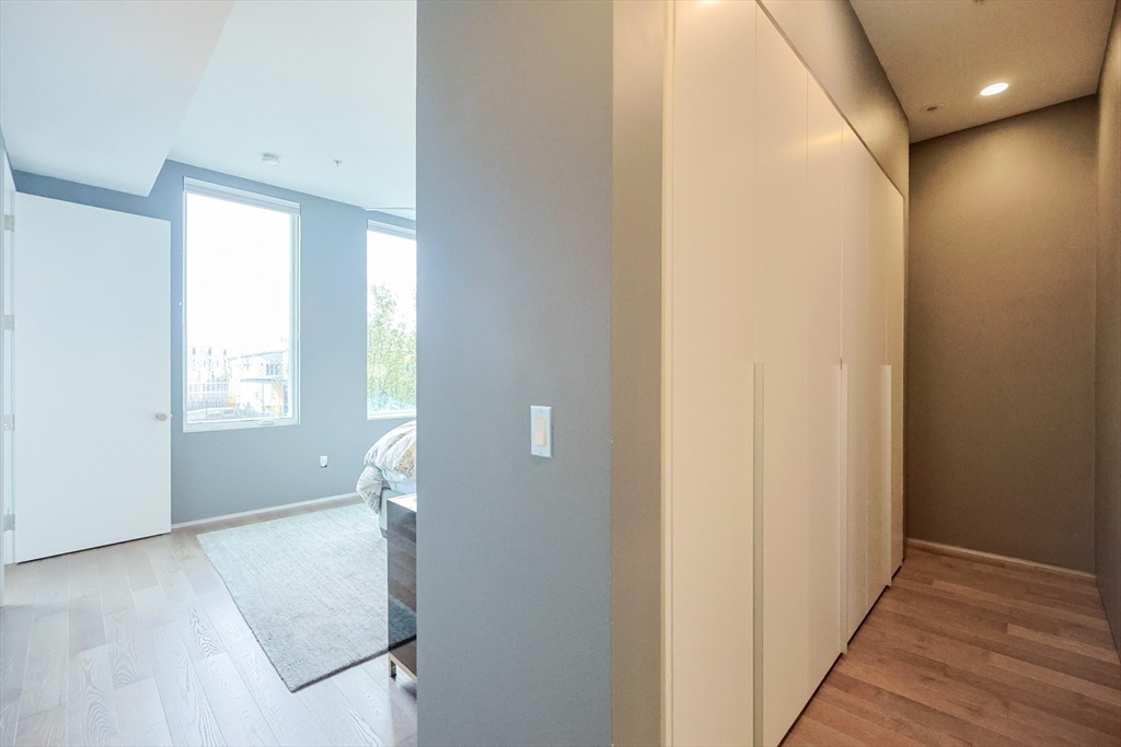 2 bed, 2 bath apartment for rent at 537 E 1st Unit 1, South Boston — photo 17 of 34